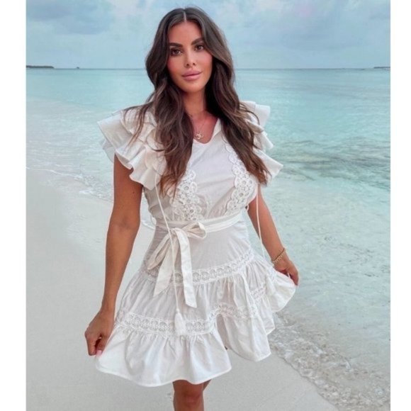 White Lace Trim Short Frill Sleeve V-Neck Tiered Mini Dress - Picture 14 of 16